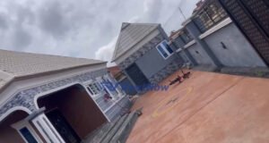 A standard 3 bedroom flat for sale at Ogo Oluwa